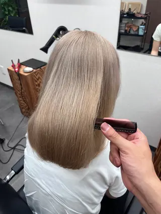 ミディアム カラー enn.bleach by t.a.g所属・SHUNTA /ブリーチ/レイヤーのヘアスタイル