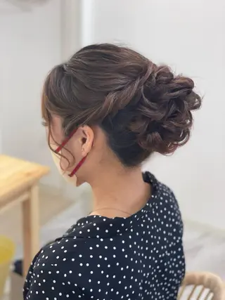 ロング ヘアアレンジ 鷲見 望のヘアスタイル
