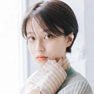 カラー ❤️ショートカット ・顔周りカット❤️のヘアスタイル