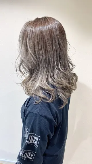 ロング カラー vifkrone所属・心斎橋ダブルカラー ⭐️カラー タカヤマのヘアスタイル