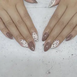 ネイル Nail salon Honey Beeのネイルデザイン