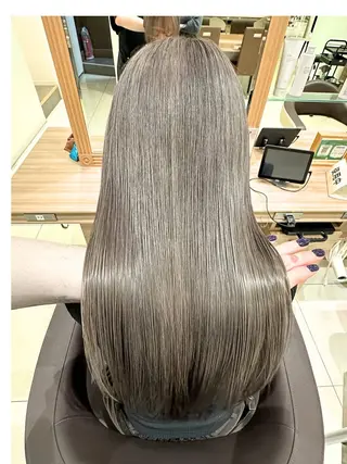 ロング カラー 髪質改善ストレート インナーカラーハズキのヘアスタイル