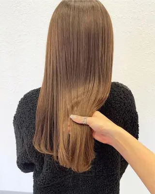 ロング カラー Parve  Mix /板野妃莉のヘアスタイル