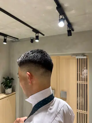 ショート メンズ 【明大前フェード/ メンズパーマ/岳】のヘアスタイル