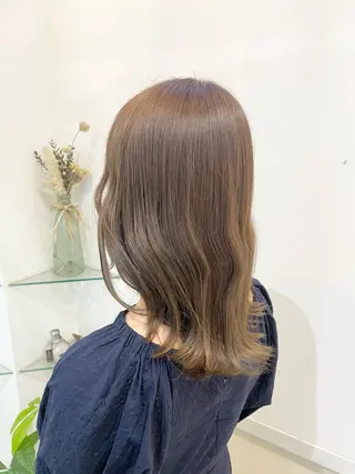 セミロング カラー 髪質改善カラー🤍 エクステ✨君島由実子のヘアスタイル