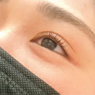 マツエク・マツパ SIERA シエラ 小林の眉毛・アイブロウイメージ