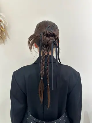 ロング カラー ヘアアレンジ タイトボブ個性派カラ ーAKANEのヘアスタイル