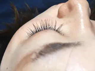 マツエク・マツパ .ula 𝑨𝒚𝒂𝒌𝒂のマツエク・マツパデザイン