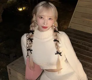 ミディアム サロウィン新宿三丁目East所属・💕冬モテ×上品色気 モテヘア💕山田航介のヘアスタイル