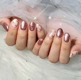 ネイル y 💅のネイルデザイン