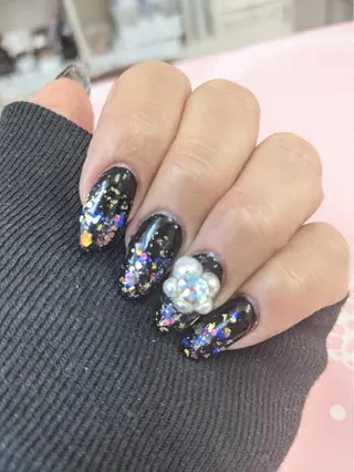 ネイル e.nail所属・和賀井 恵理のネイルデザイン