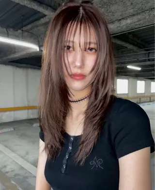 ロング 森口 しおんのヘアスタイル