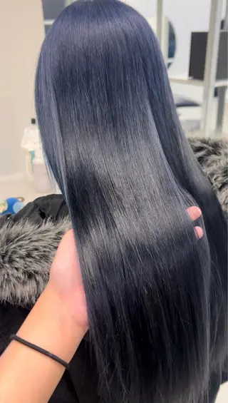 ロング カラー En/ ひなたのヘアスタイル