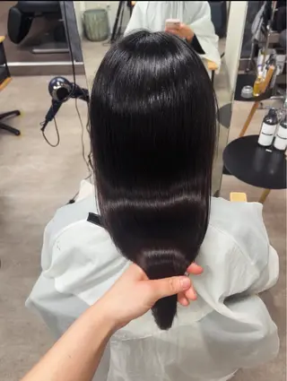 ロング 艶ありブラウンカラー 🤎透明感あゆみのヘアスタイル