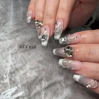 ネイル F.T.S nailのネイルデザイン