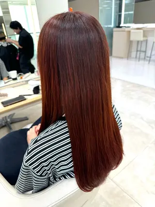 カラー kenje luscaのヘアスタイル