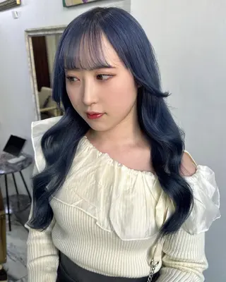 ロング カラー ヘアアレンジ 韓国レイヤーカット/ 儚げカラーチナツのヘアスタイル