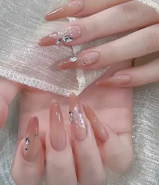 ネイル VIVIAN エイのネイルデザイン