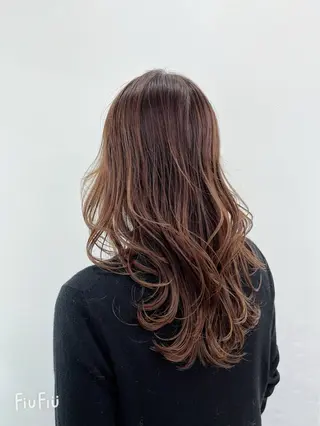 ロング カラー 新宿/小顔レイヤー/ 顔まわり/西慶太朗のヘアスタイル