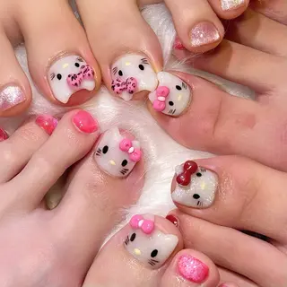 ネイル ルシイ🎀新宿長さ 出しパーツ専門店のネイルデザイン