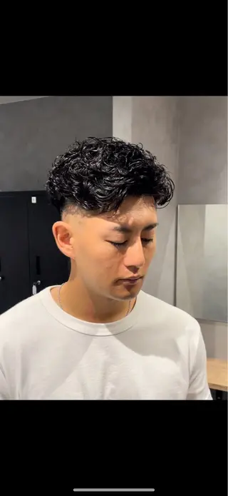 ショート パーマ メンズ メンズパーマ特化 美容師kouyaのヘアスタイル
