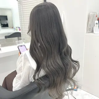 カラー 暗髪透明感ヘア🩶 銀座TUNEのヘアスタイル