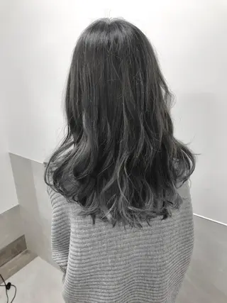 セミロング ere hair salonのヘアスタイル
