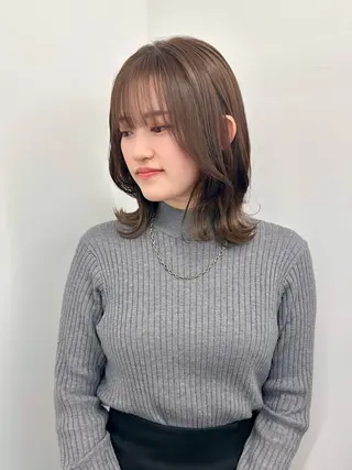 ミディアム カラー ブリーチなし/レイヤ ー特化🌈Tommyのヘアスタイル