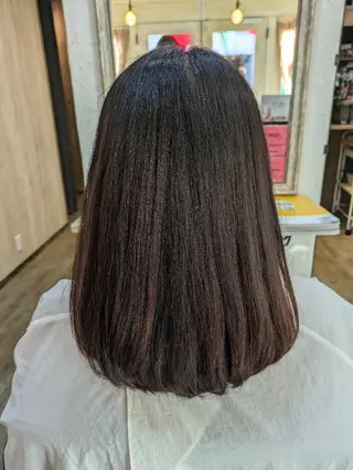 セミロング カラー 山本 千鶴のヘアスタイル