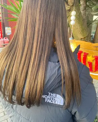 ロング カラー 玉木 育実のヘアスタイル