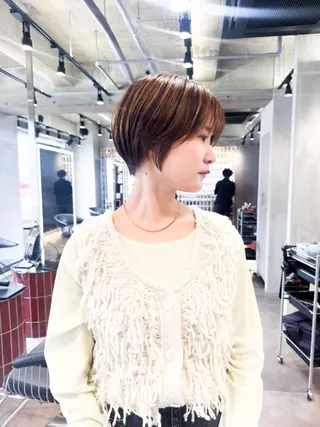 ショート カラー 360°キレイな ショートカットのヘアスタイル