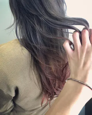 セミロング カラー 原宿サロン代表 デザインカラー伊藤卓のヘアスタイル