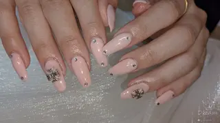 ネイル ネイリストゆか💅 長さだし、深爪矯正のネイルデザイン