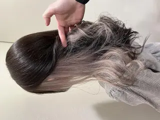 カラー ロング 💓シールエクステ ルミエールのヘアスタイル