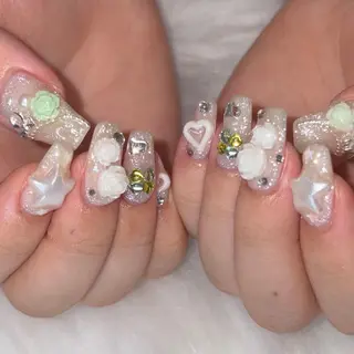 ネイル 👽個性派ネイル🎀 komachiのマツエク・マツパデザイン