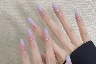 ネイル 小島 阿佑美のネイルデザイン