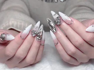 ネイル ネイルサロン Easenのネイルデザイン