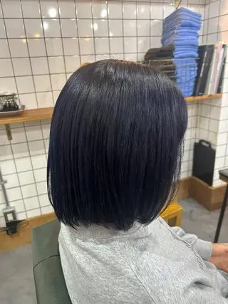 ミディアム カラー 倉本 美優のヘアスタイル