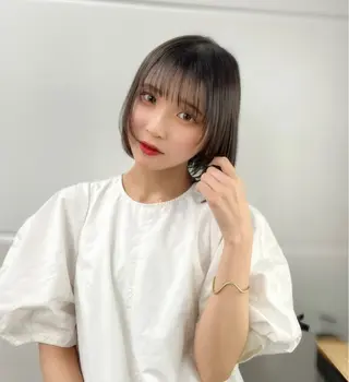 ショート モテヘア/グレージュ /ボブ/前原汐🎐のヘアスタイル