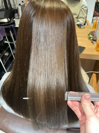 ロング Jane by bonheur所属・生田 麻緒のヘアスタイル