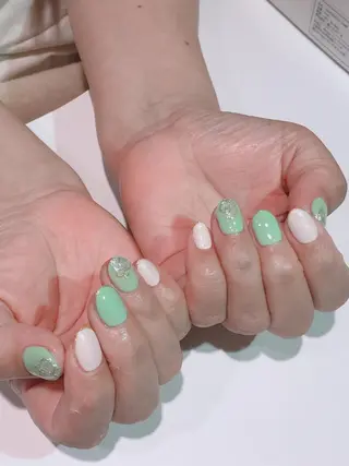 ネイル ネイルサロン トゥルースのネイルデザイン