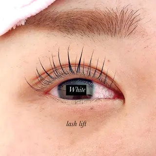 マツエク・マツパ White/マツエク /まつパ/耳つぼのマツエク・マツパデザイン