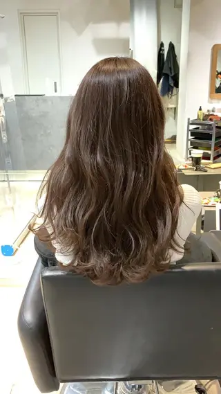 セミロング カラー 🌈艶髪/髪質改善 新宿itouのヘアスタイル
