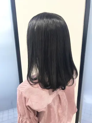 ミディアム カラー 高木 麻知子のヘアスタイル