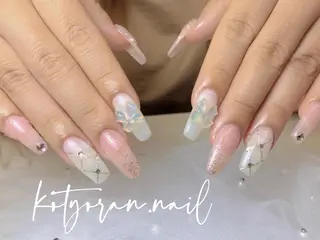 ネイル Mona【パラジェル ・長さ出し専門店】のネイルデザイン