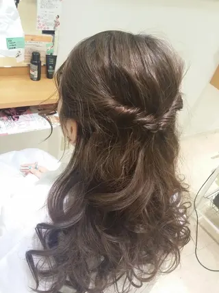 ミディアム カラー ヘアアレンジ きむえり/髪質改善 /セット/カラーのヘアスタイル