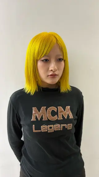 ミディアム カラー 🪻韓国カット 🤍yuanのヘアスタイル