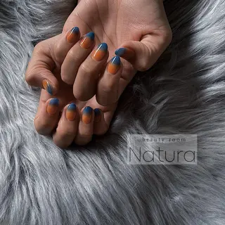 ネイル マツエク・マツパ アイブロウ beautyroom Naturaのネイルデザイン