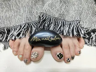 ショート ネイル Mia 自宅ネイルサロンのネイルデザイン
