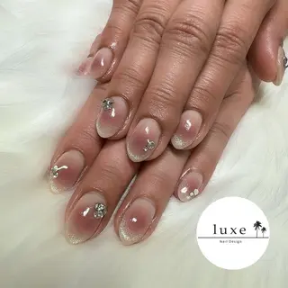 ネイル luxe NailDesignのネイルデザイン